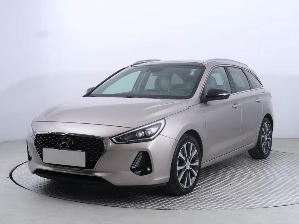 Hyundai i30 1.4 T-GDI, Weekend, R,1.maj