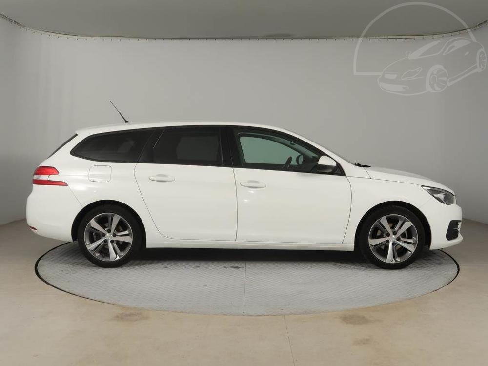 Peugeot 308 1.2 PureTech, R,1.maj