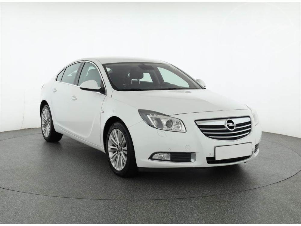 Prodm Opel Insignia 2.0 CDTI, Serv.kniha, Navi