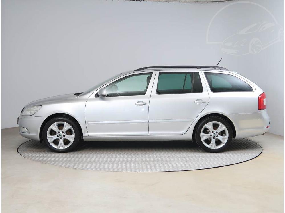 koda Octavia 1.6 TDI, Serv.kniha, Xenony