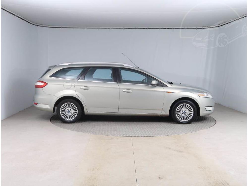 Ford Mondeo 2.0 TDCi, Xenony