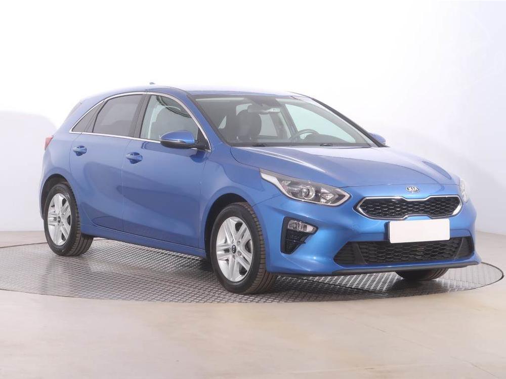 Kia Cee´d 1.4 T-GDI, Gold, Serv.kniha