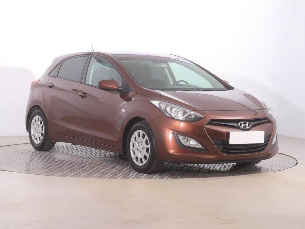 Hyundai i30 1.4 CVVT, Serv.kniha, Klima