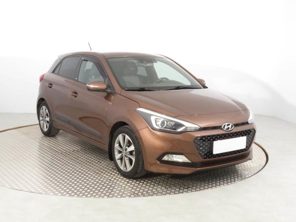 Prodm Hyundai i20 1.2, Serv.kniha, Klima