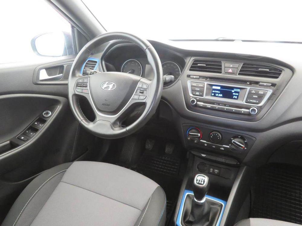 Hyundai i20 1.2, Serv.kniha, Klima