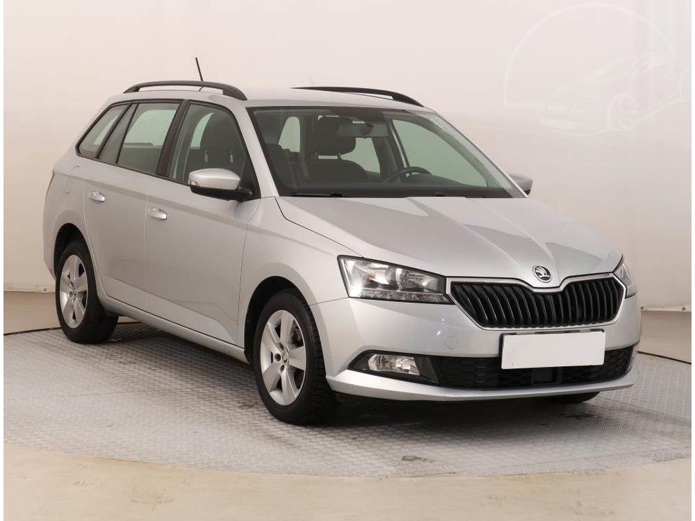 Škoda Fabia 1.0, ČR,2.maj, Serv.kniha