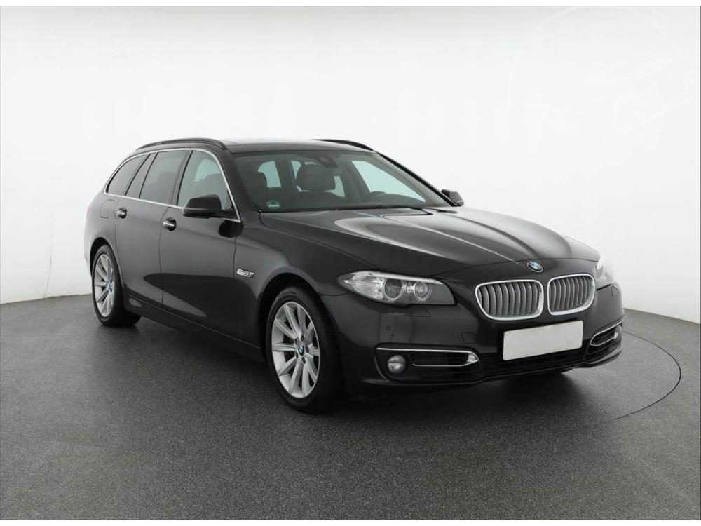 Prodm BMW 530 530d xDrive, Modern Line, 4X4