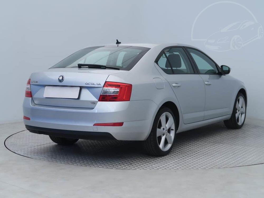 koda Octavia 1.6 TDI, Elegance, R,2.maj