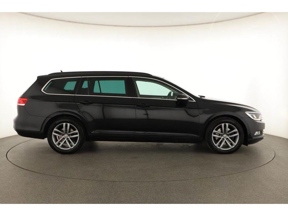 Volkswagen Passat 2.0 TDI, Automat, Serv.kniha