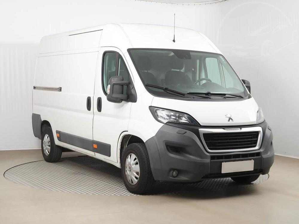 Peugeot Boxer 2.2 HDi, 333, L2H2, Nov v R