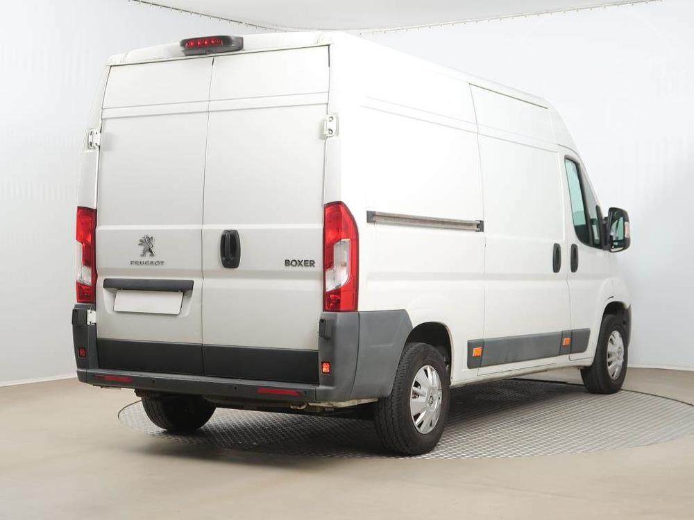 Peugeot Boxer 2.2 HDi, 333, L2H2, Nov v R