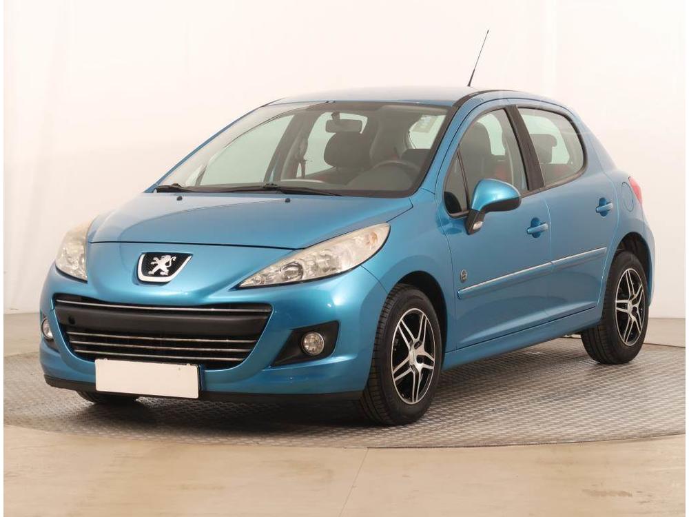 Peugeot 207 1.4, Serv.kniha, po STK