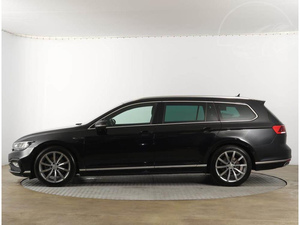 Volkswagen Passat 2.0 TDI, R-Line, Serv.kniha