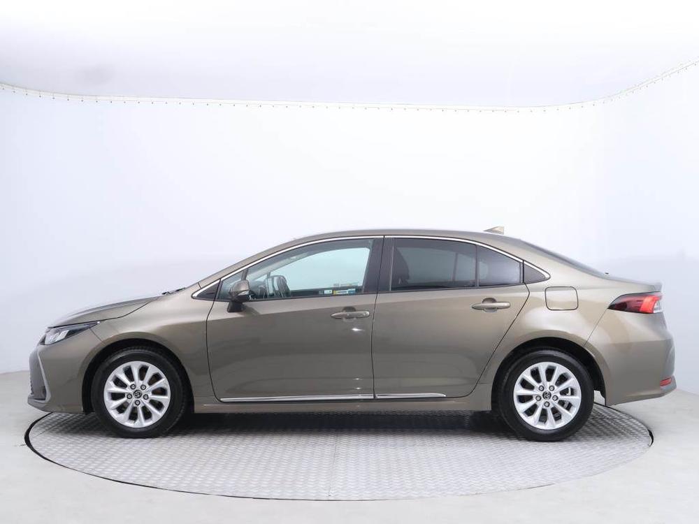 Toyota Corolla 1.6 Valvematic, Serv.kniha