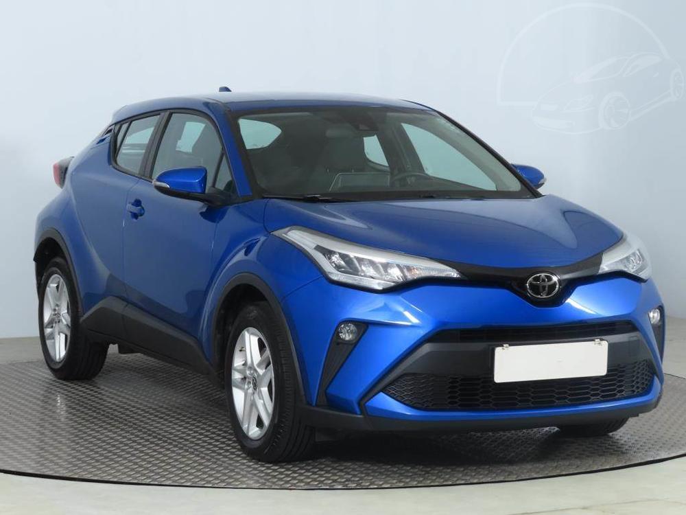 Toyota C-HR 1.2 Turbo, ČR,2.maj