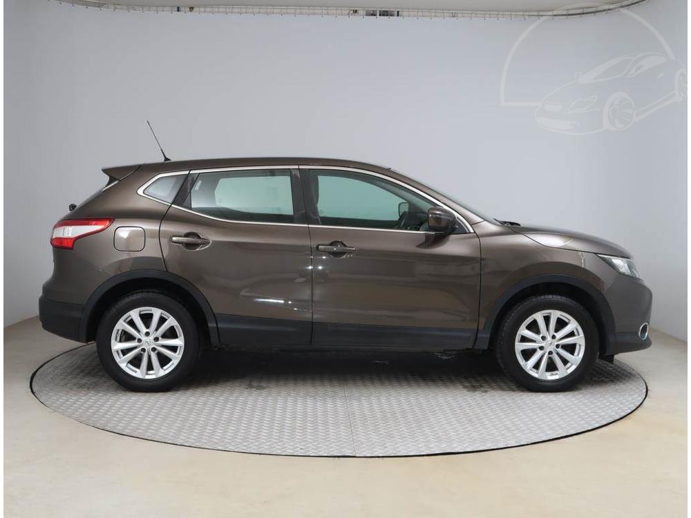 Nissan Qashqai 1.5 dCi, R,2.maj, Serv.kniha