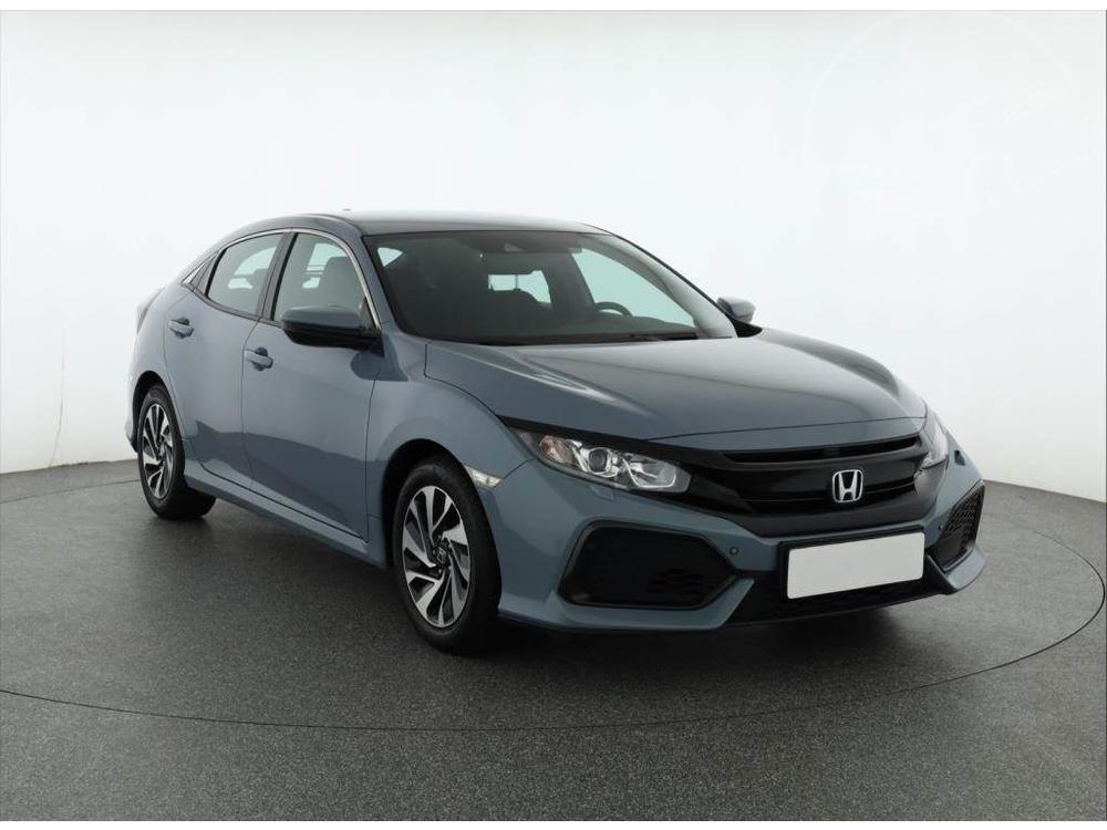 Prodm Honda Civic 1.0 VTEC Turbo, R,1.maj