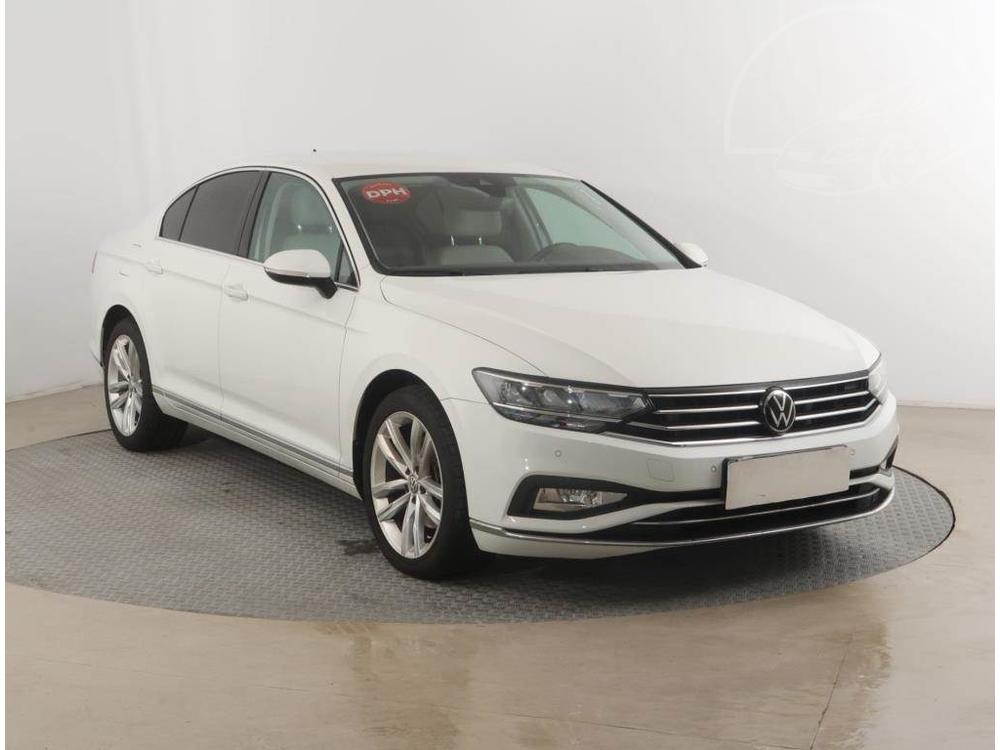 Volkswagen Passat 2.0 TDI, ČR,2.maj, Serv.kniha