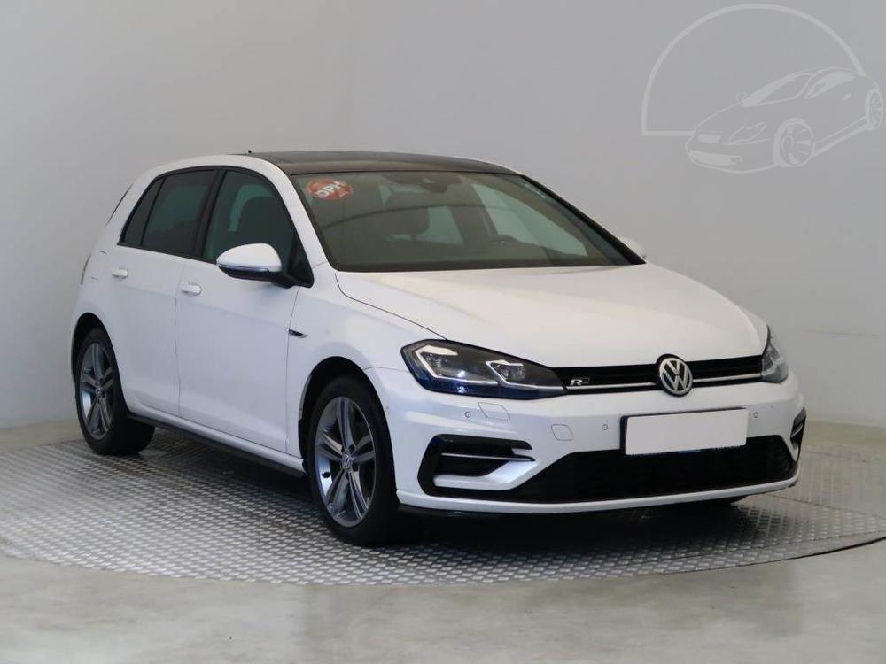 Volkswagen Golf 2.0 TDI, R-Line, ČR,1.maj