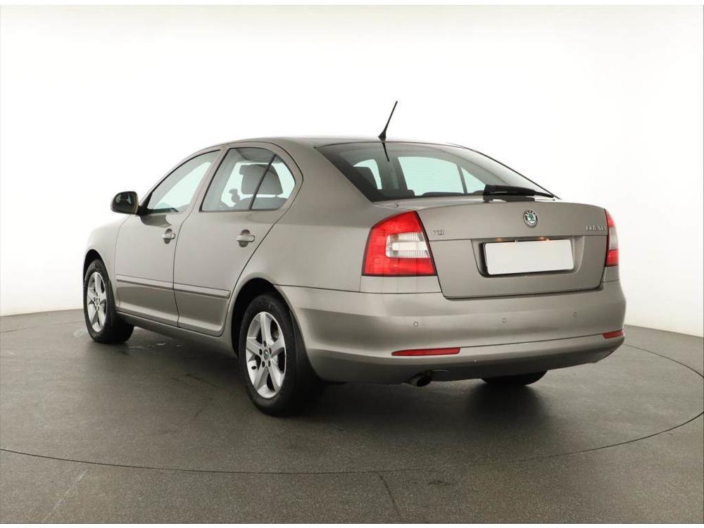 koda Octavia 1.6 TDI, R,1.maj, Serv.kniha