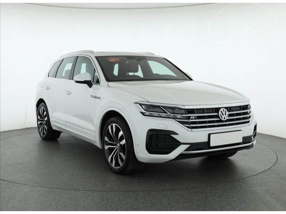 Prodm Volkswagen Touareg 3.0 TDI, R-Line, 4X4, Automat