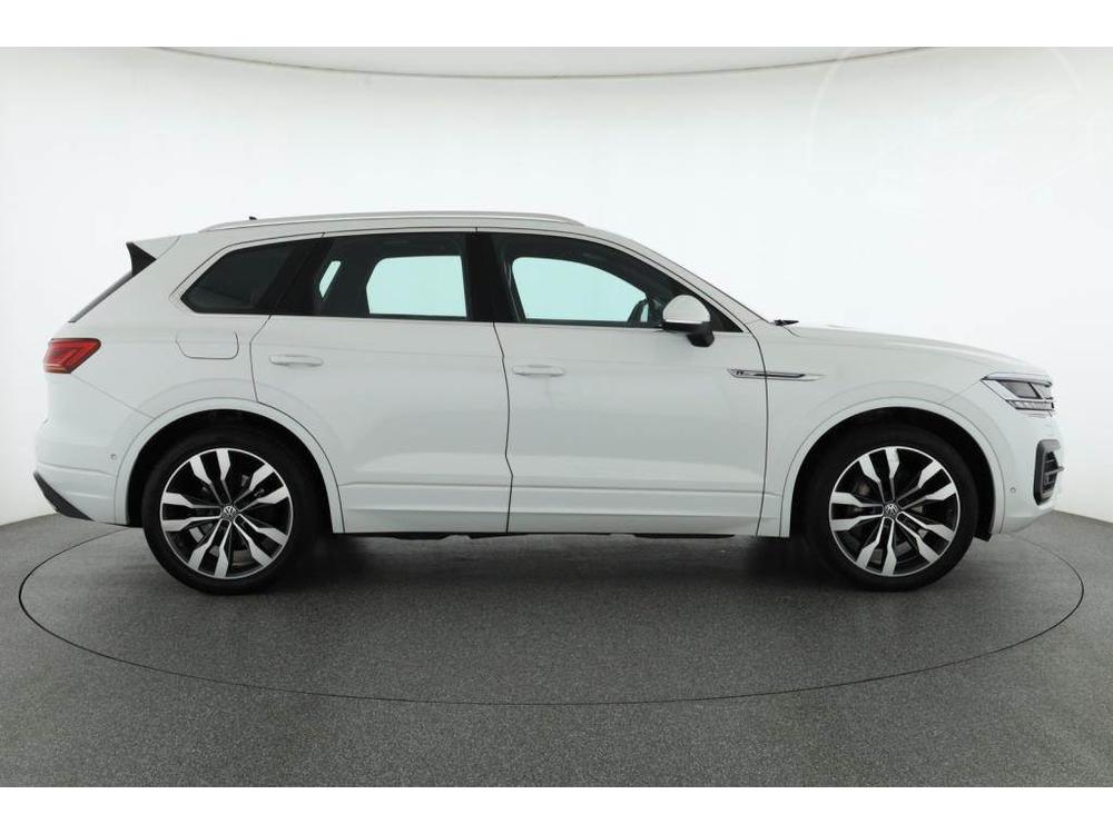 Volkswagen Touareg 3.0 TDI, R-Line, 4X4, Automat