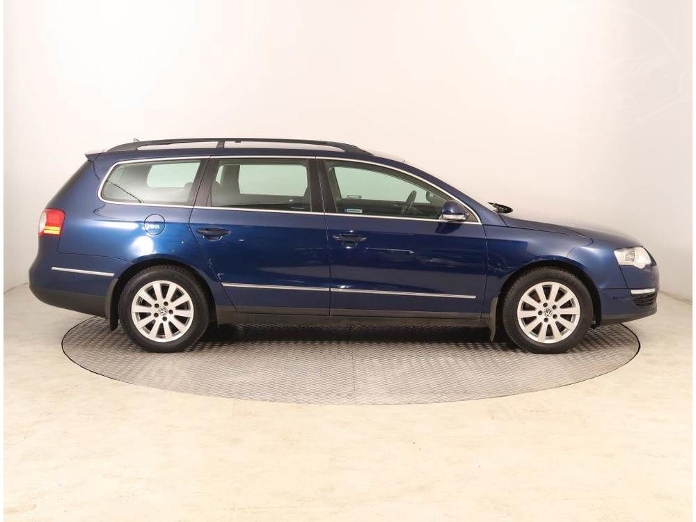 Volkswagen Passat 2.0 TDI, NOV CENA, 4X4