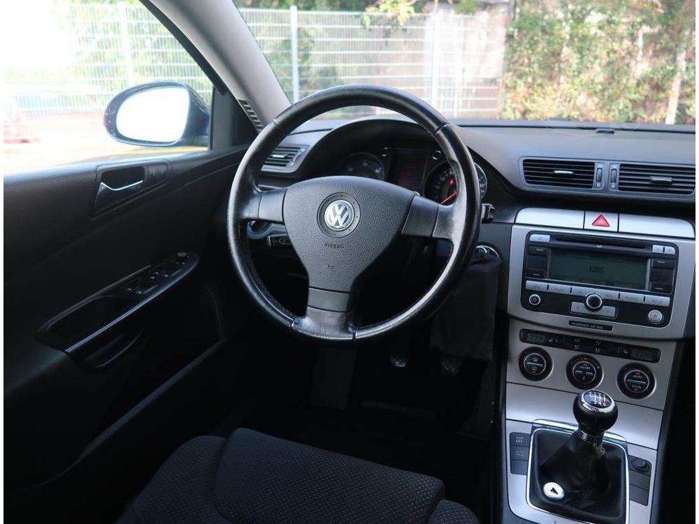 Volkswagen Passat 2.0 TDI, NOV CENA, 4X4