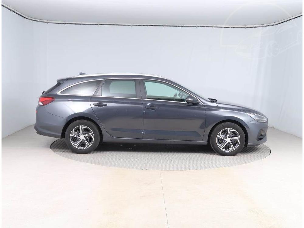 Hyundai i30 1.5 DPI, NOV CENA, R,2.maj