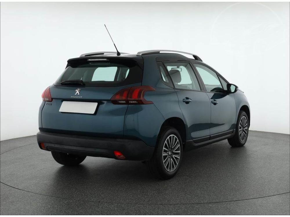 Peugeot 2008 1.2 PureTech, R,2.maj