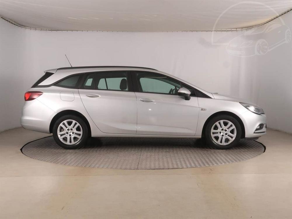 Opel Astra 1.6 CDTI, Serv.kniha