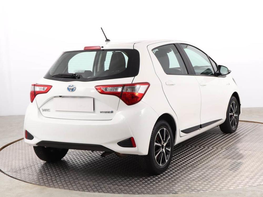 Toyota Yaris 1.5 Hybrid, Premium, Automat