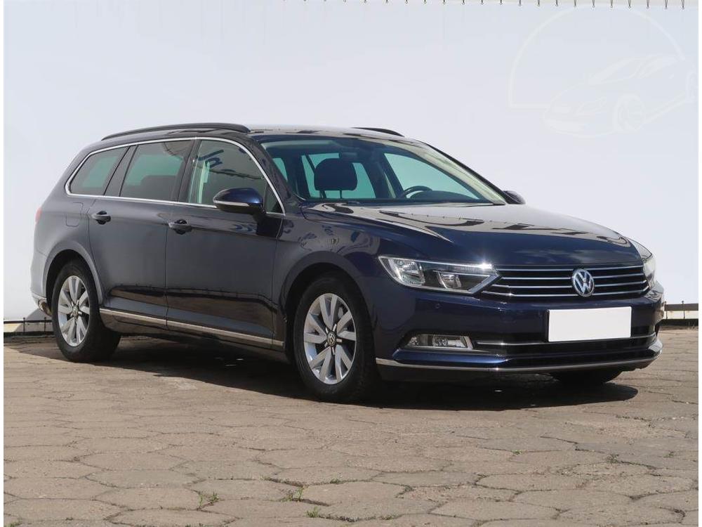 Prodm Volkswagen Passat 2.0 TDI, Navi