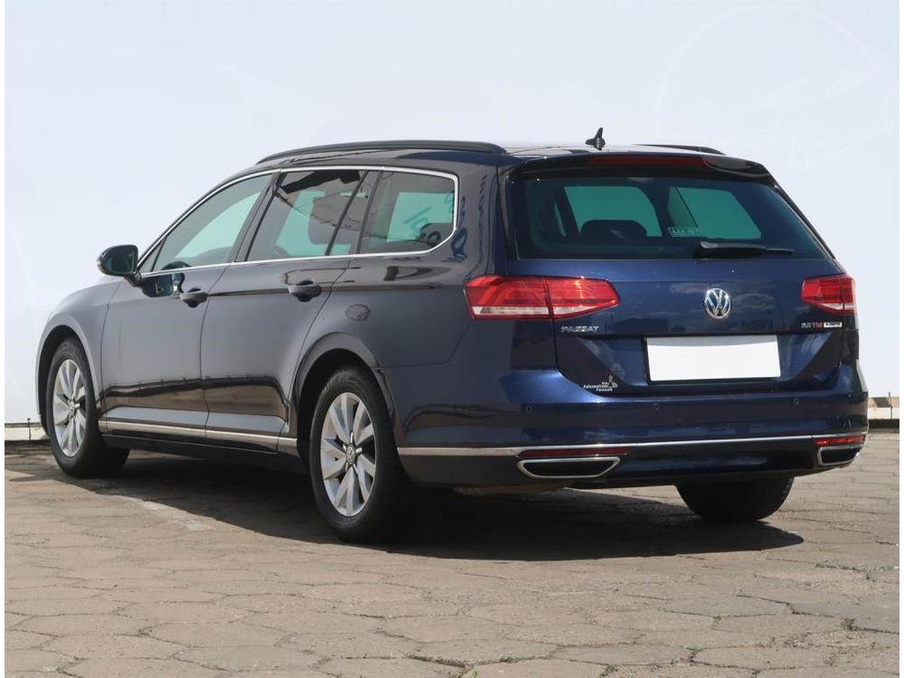 Volkswagen Passat 2.0 TDI, Navi