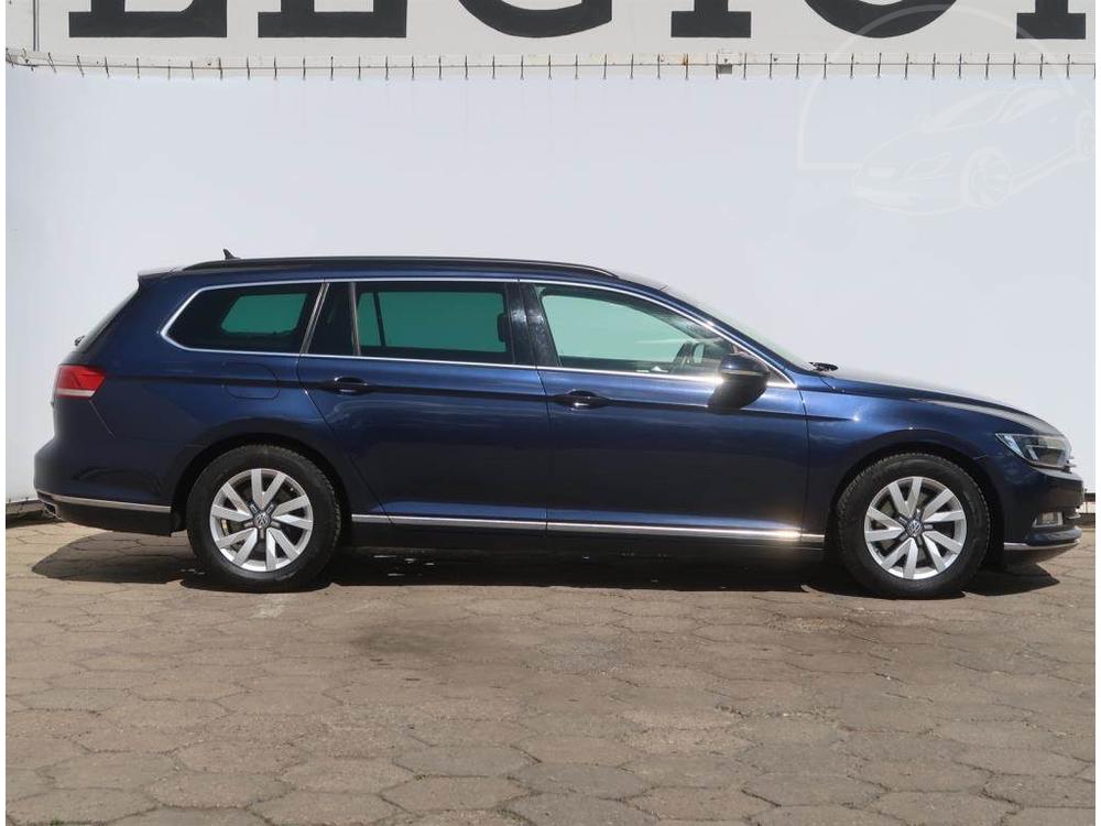 Volkswagen Passat 2.0 TDI, Navi