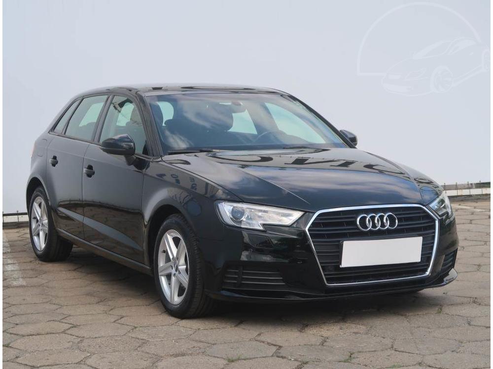 Audi A3 35 TFSI, Automat, Serv.kniha