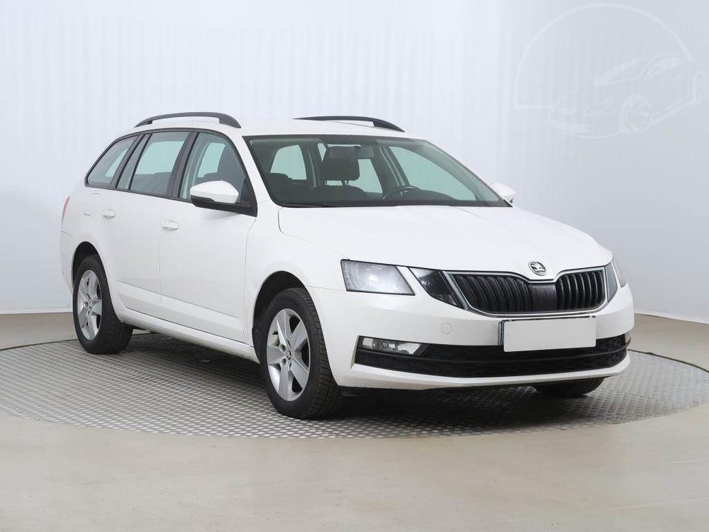 Škoda Octavia 1.6 TDI, ČR,1.maj, Klima