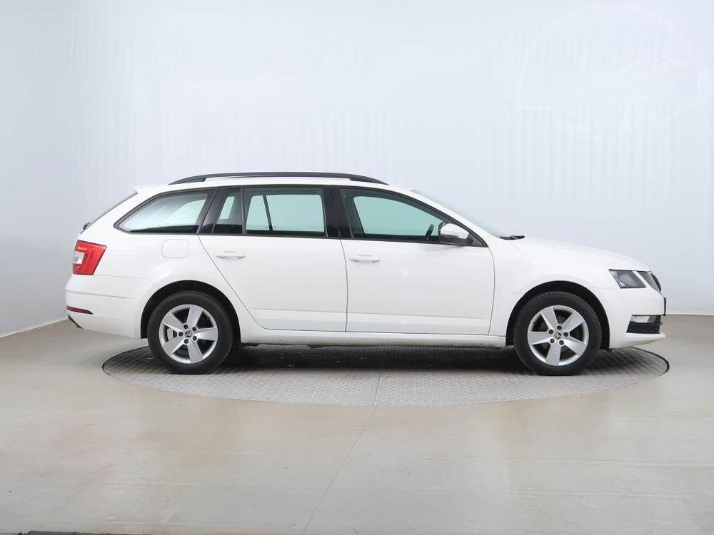 koda Octavia 1.6 TDI, R,1.maj, Klima