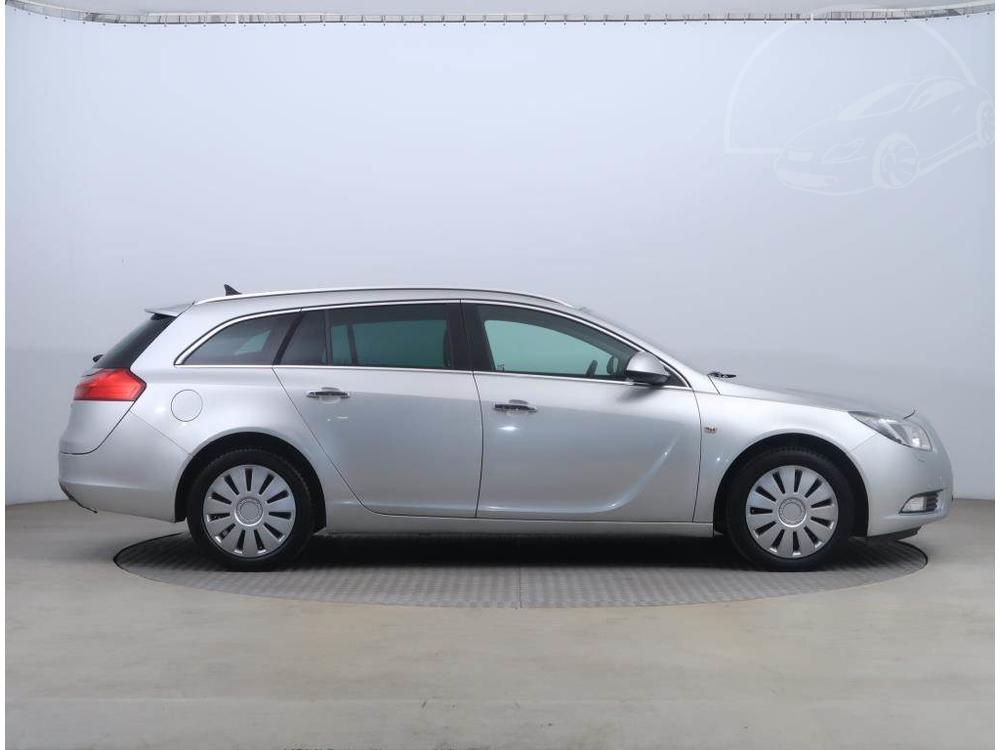 Opel Insignia 2.0 CDTI, Automat, po STK