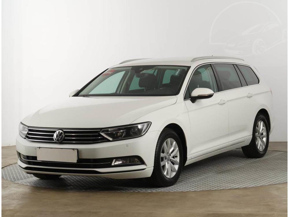 Volkswagen Passat 2.0 TDI, Navi