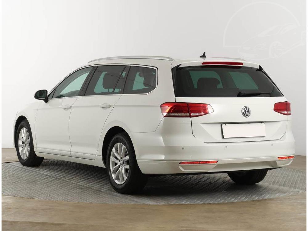 Volkswagen Passat 2.0 TDI, Navi