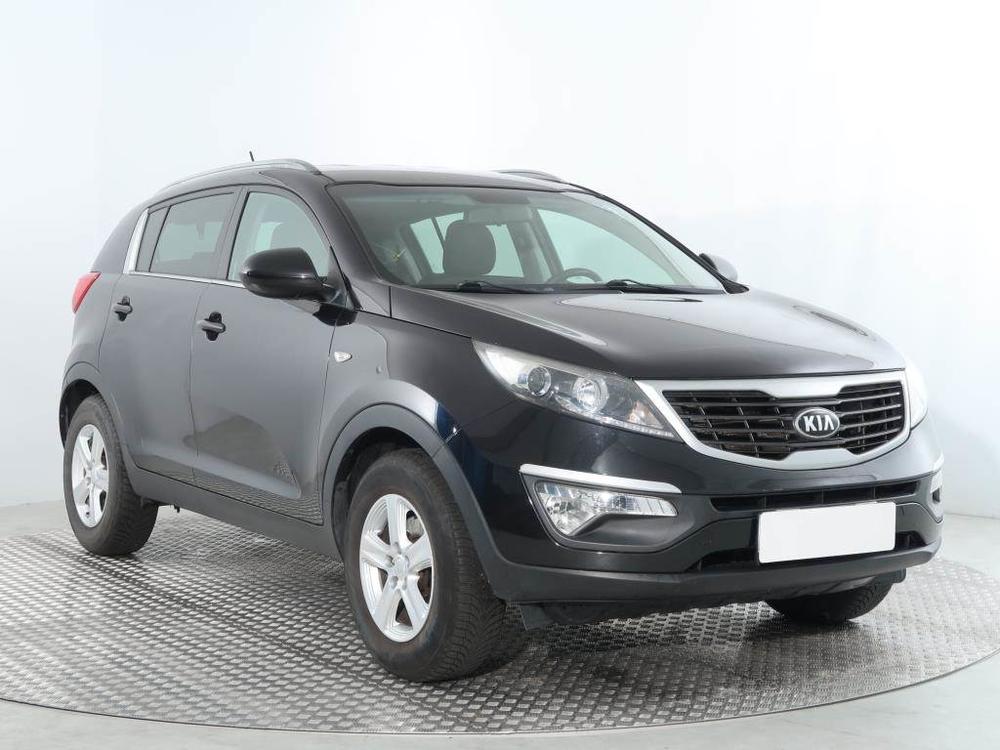 Prodm Kia Sportage 1.6 GDI, Serv.kniha, Navi