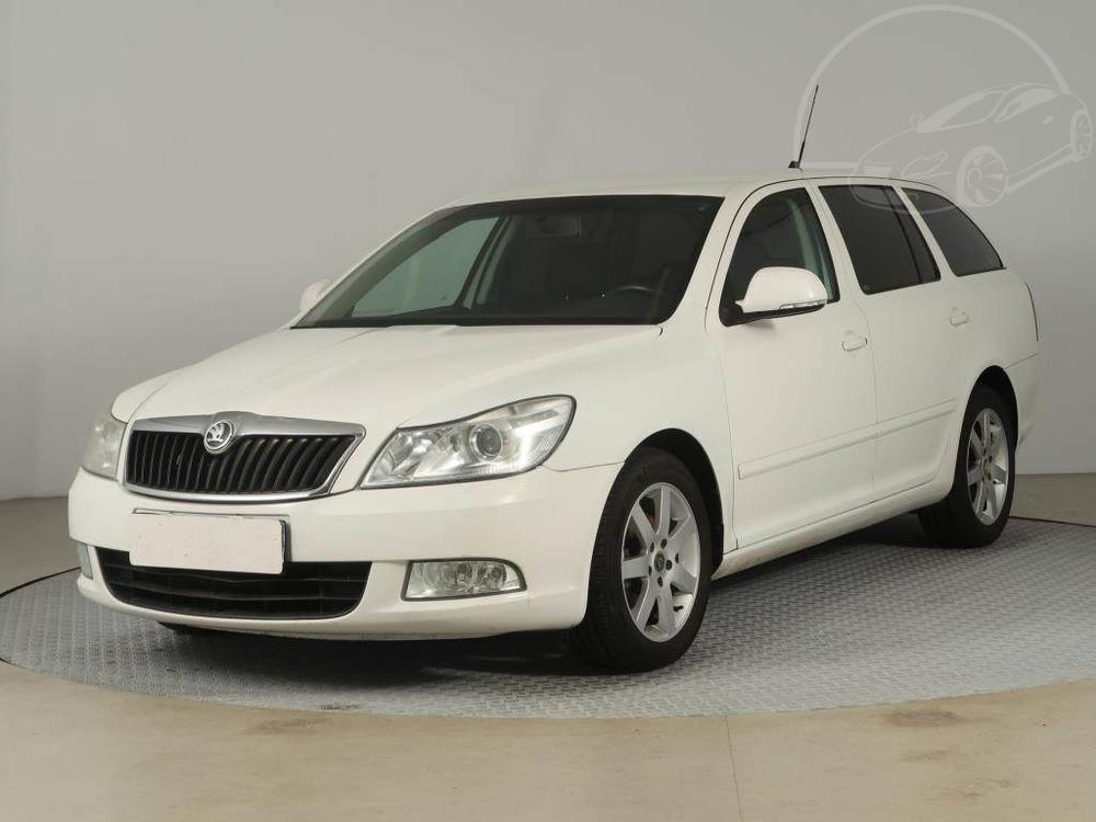 koda Octavia 1.6 TDI, NOV CENA, Navi