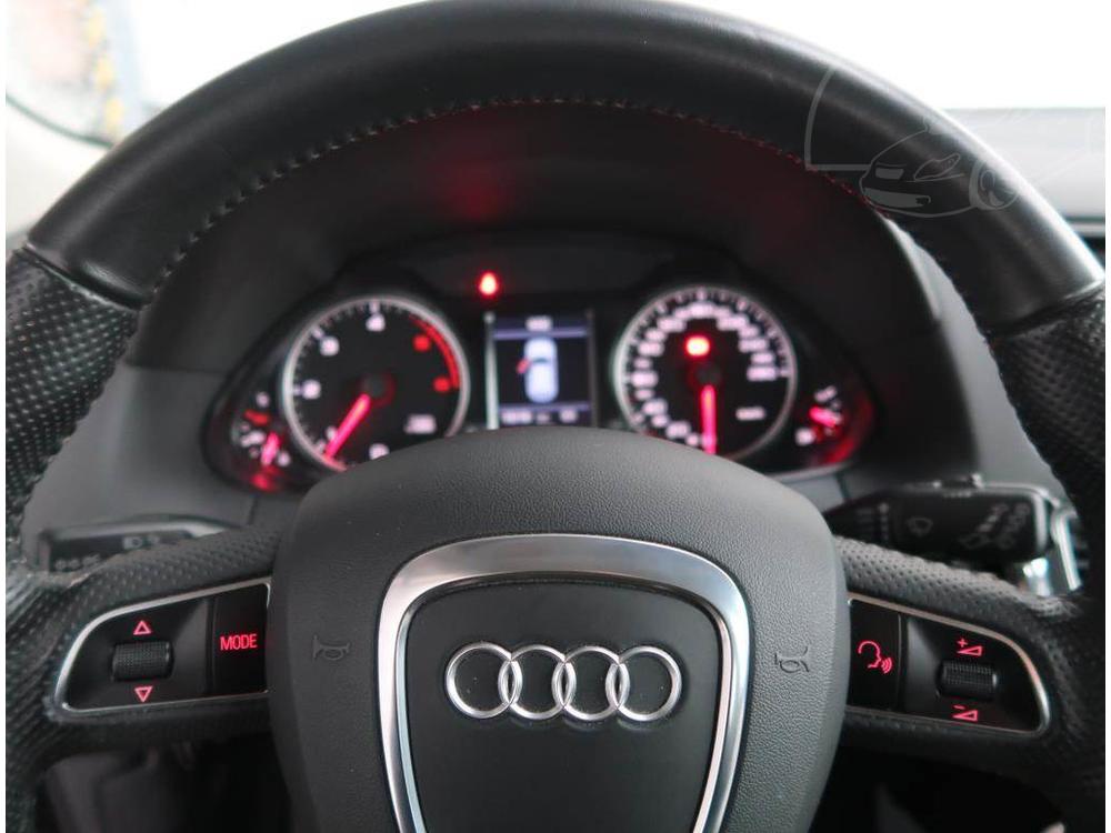 Audi Q5 2.0 TDI, 4X4, Serv.kniha