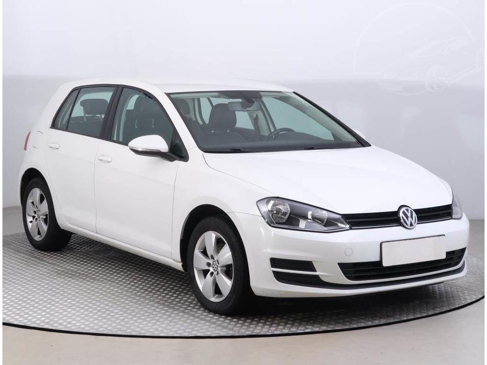 Volkswagen Golf 1.2 TSI, ČR,2.maj, Kůže