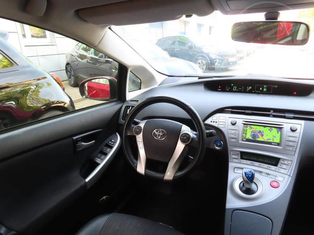 Toyota Prius 1.8 VVT-i HSD, Automat