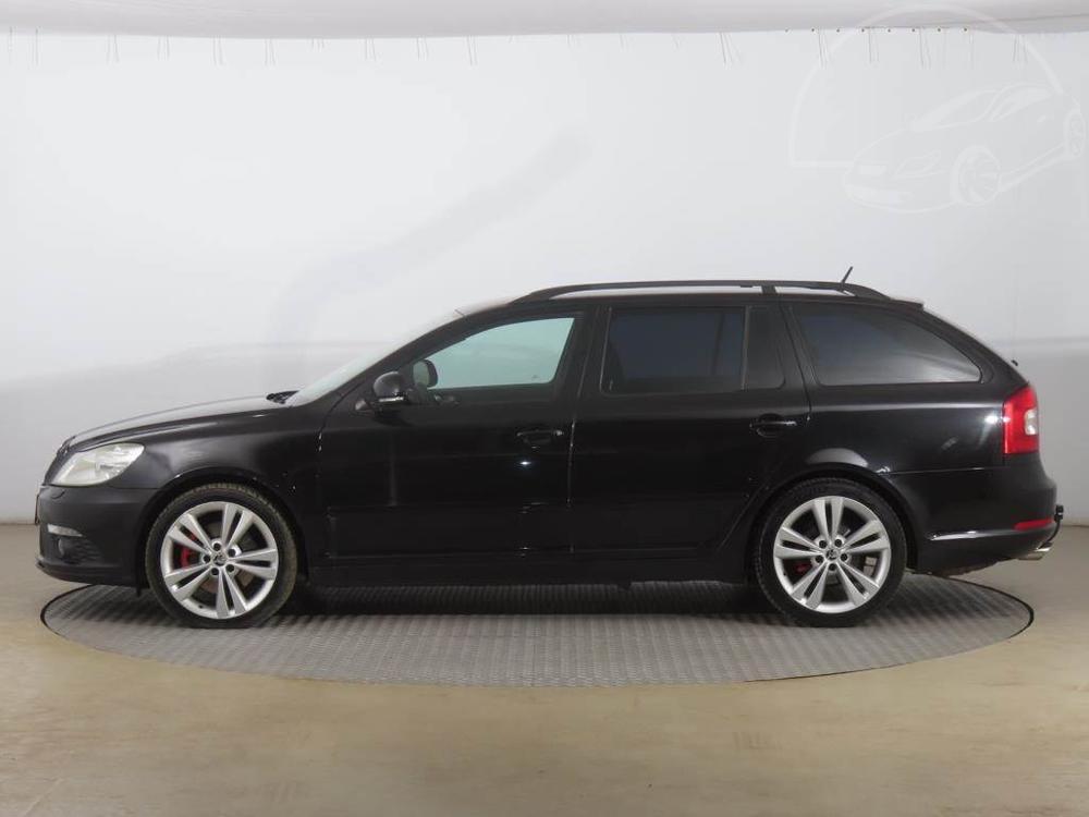 koda Octavia RS 2.0 TDI, Koen sedaky