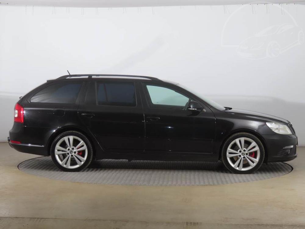 koda Octavia RS 2.0 TDI, Koen sedaky