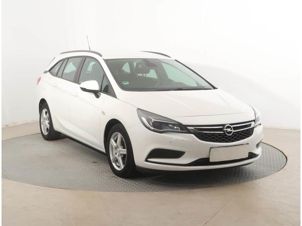 Prodm Opel Astra 1.6 CDTI, R,2.maj, Serv.kniha