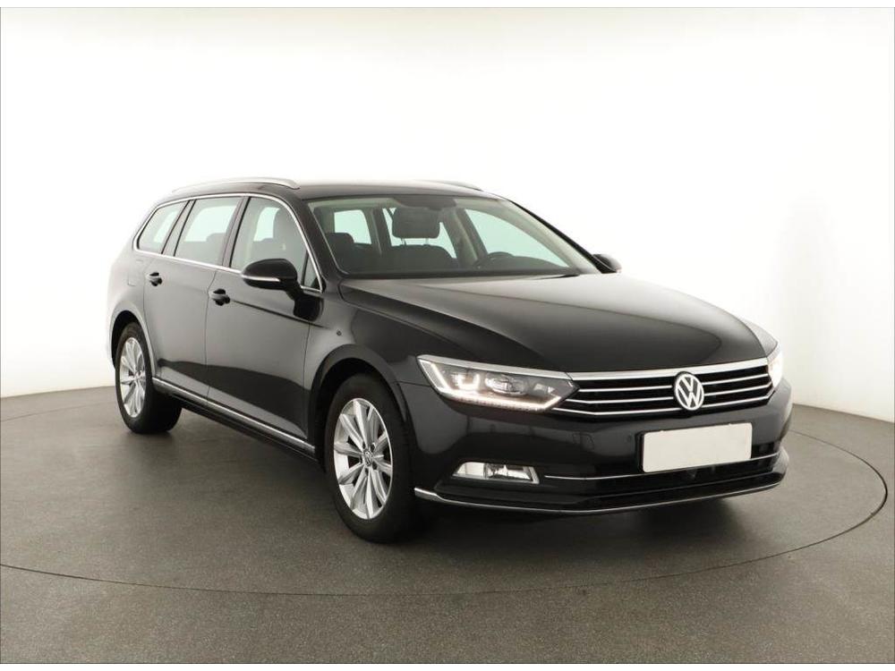 Volkswagen Passat 2.0 TDI, Highline, Kůže, Navi